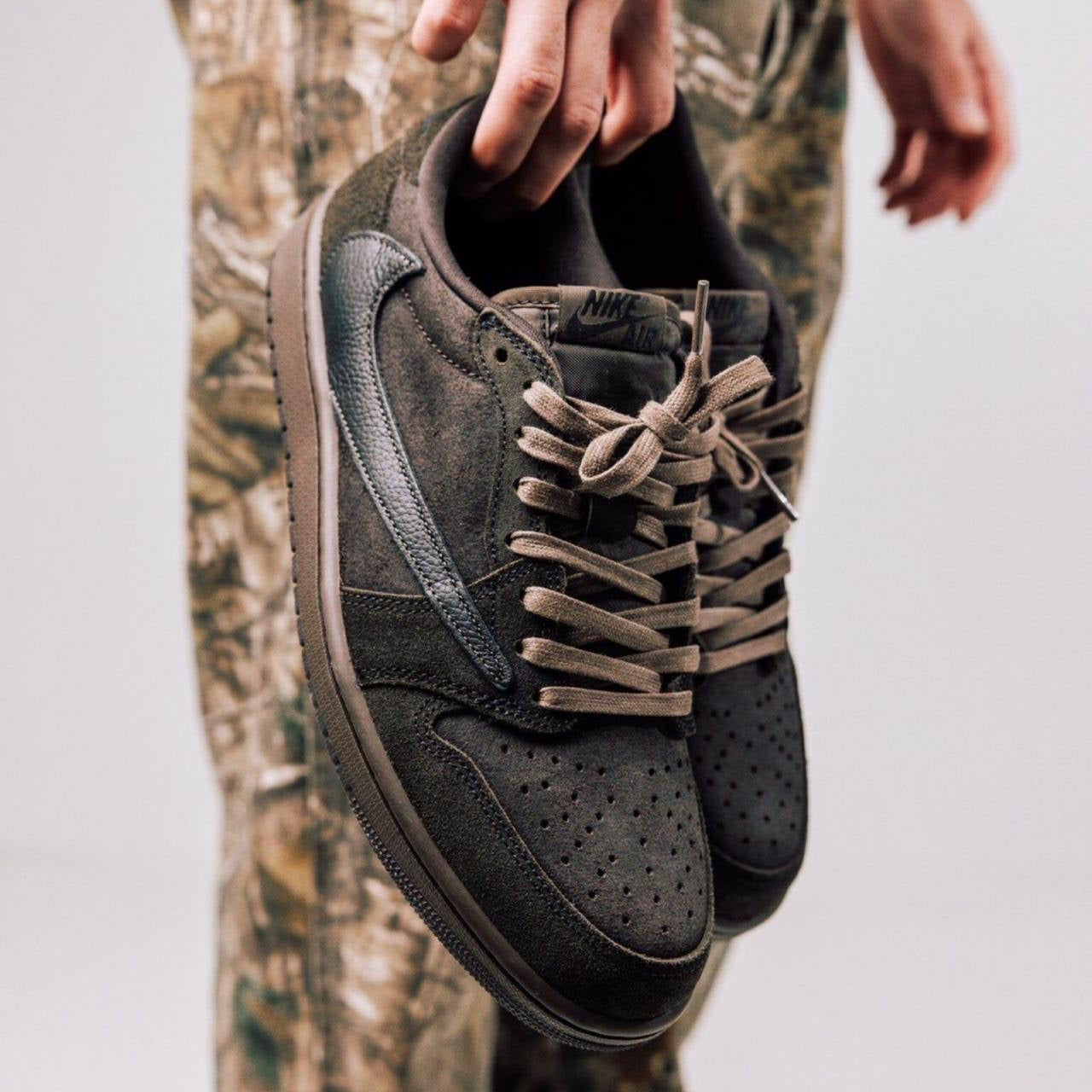 Jordan x Travis Scott Air Jordan 1