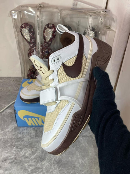 Nike Zoom Field Jaxx x Travis Scott