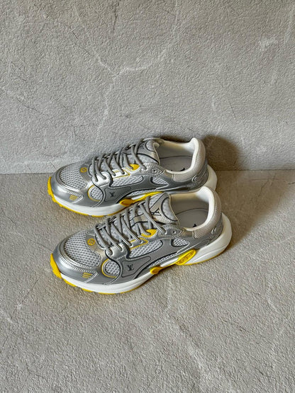 Louis Vuitton Sneakers 4 colors