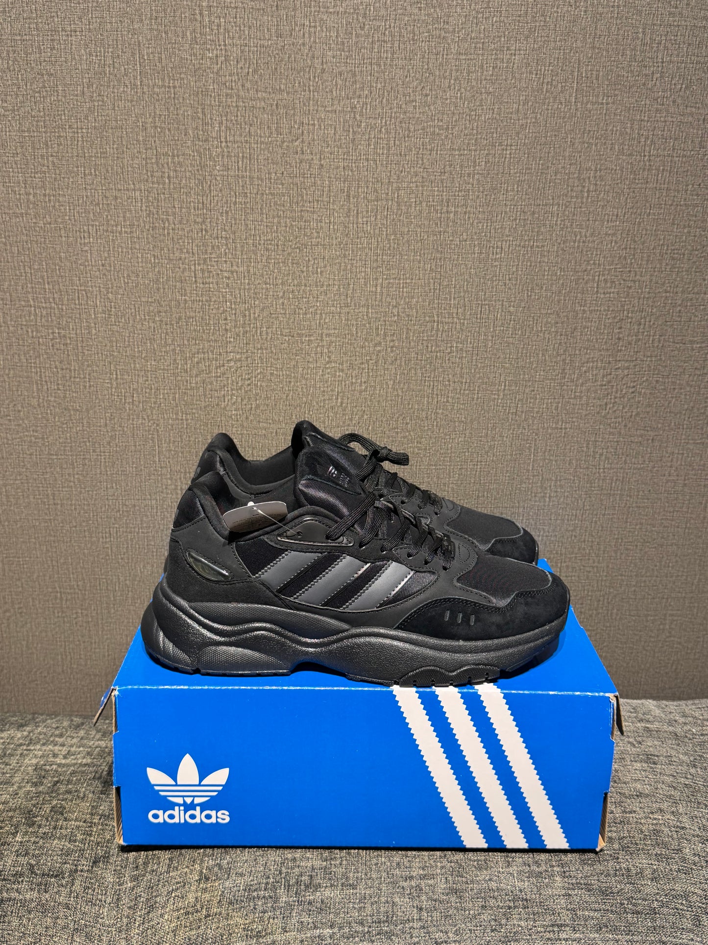 Adidas Retropy F90