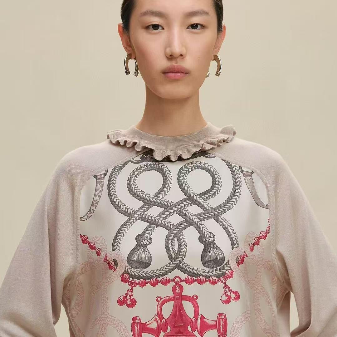 Hermes Sweater