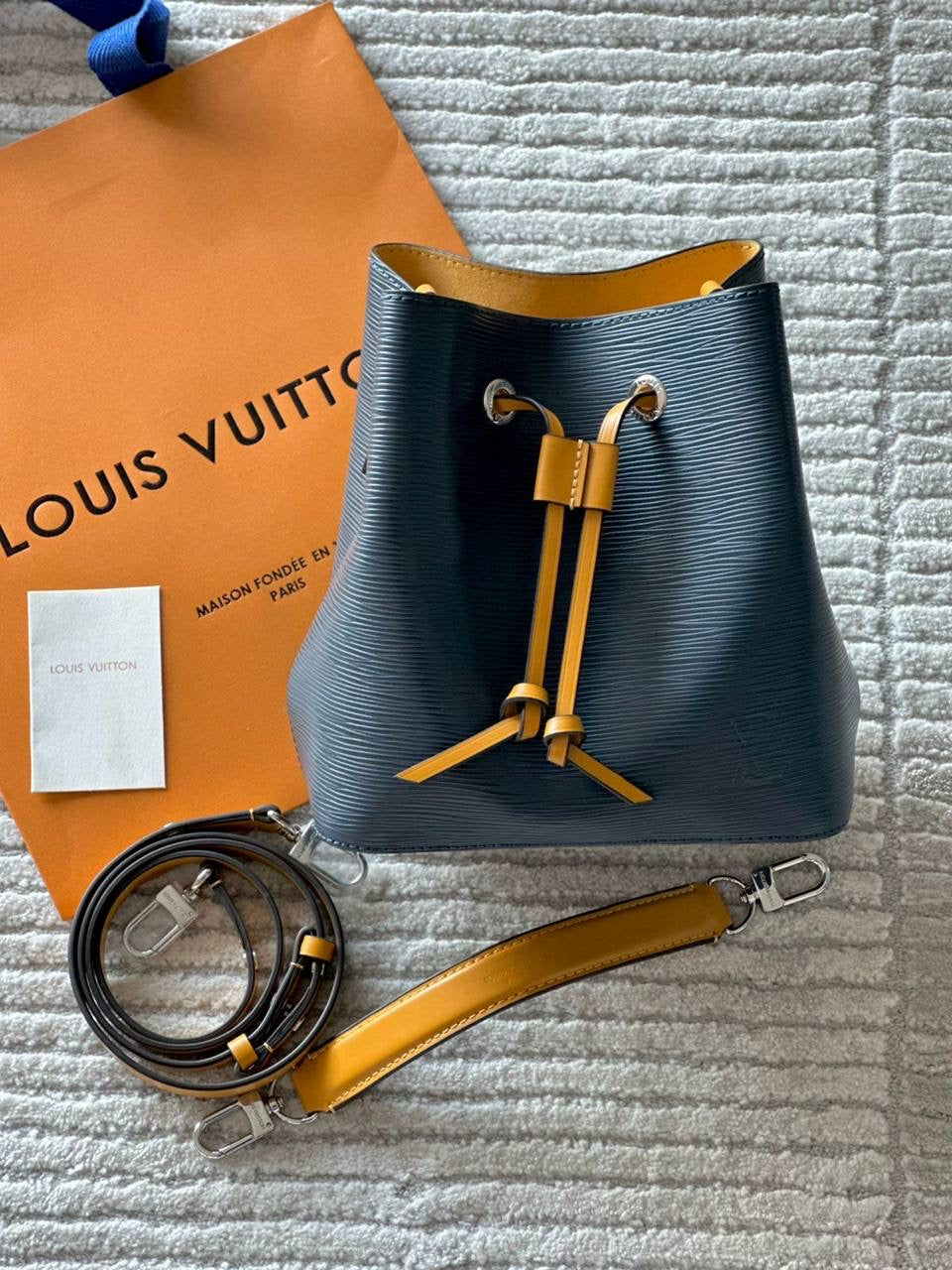 Louis Vuitton Sling Bag (VIP Quality)