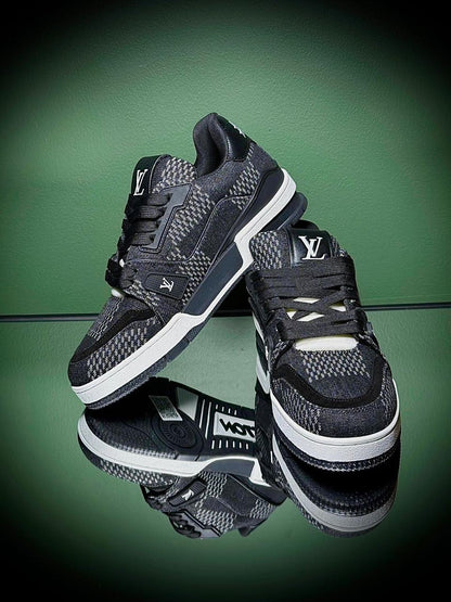 Louis Vuitton Sneakers 2 colors
