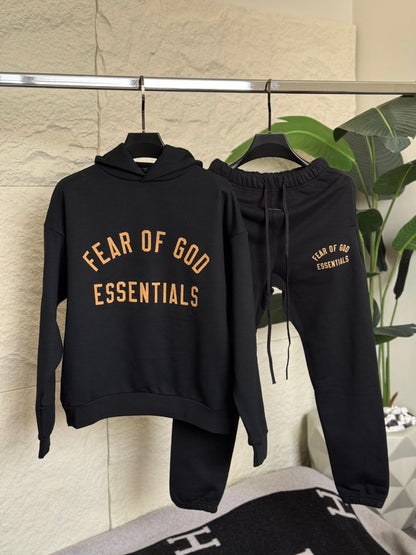 Essentials Set