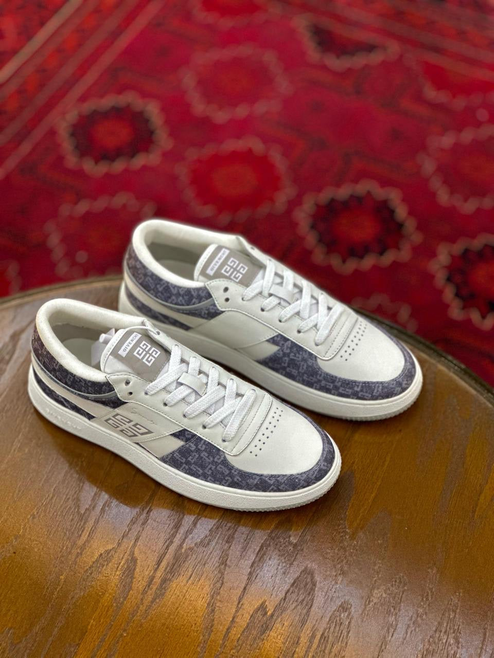 Givenchy Sneakers