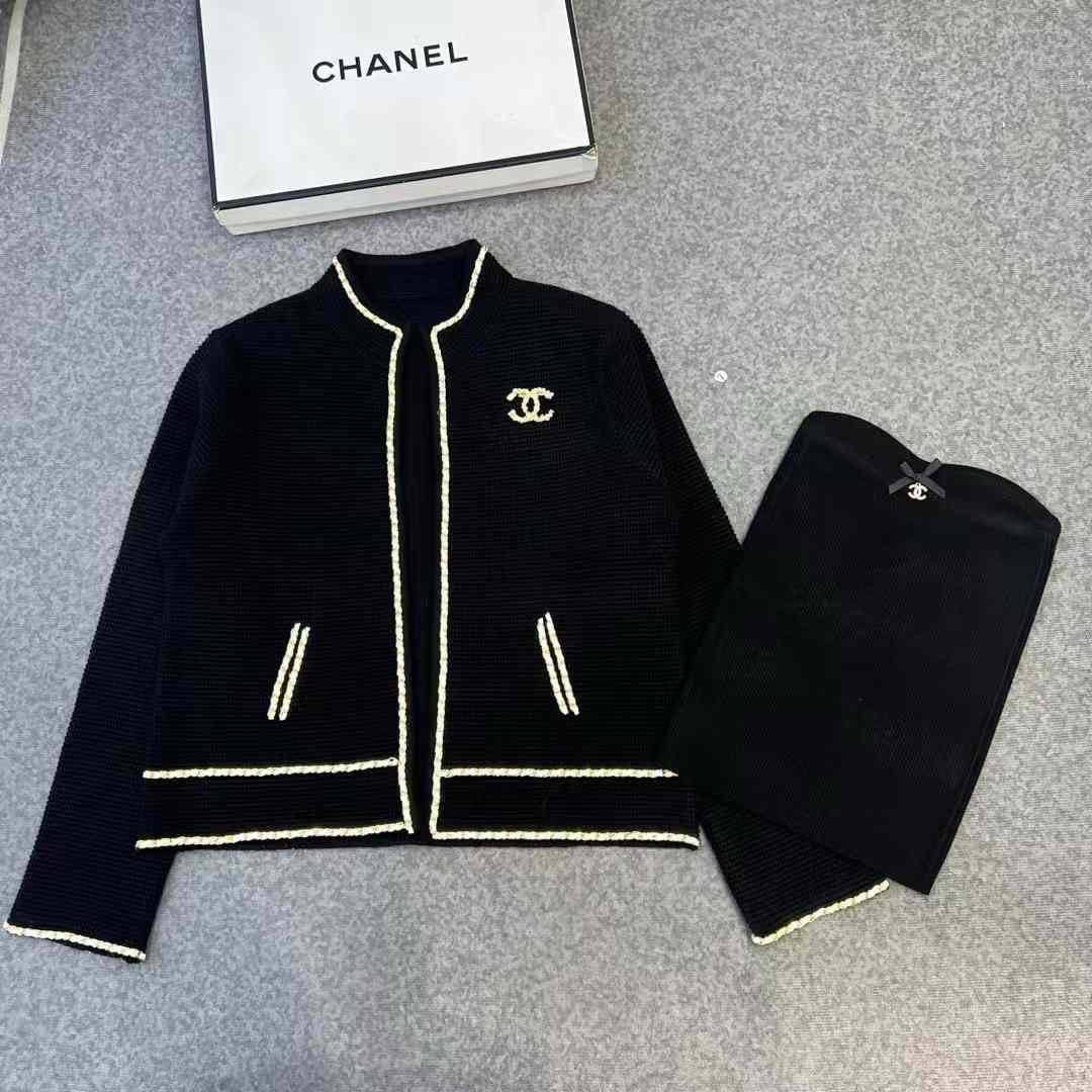 Chanel Jacket with T-shirt 2 colors