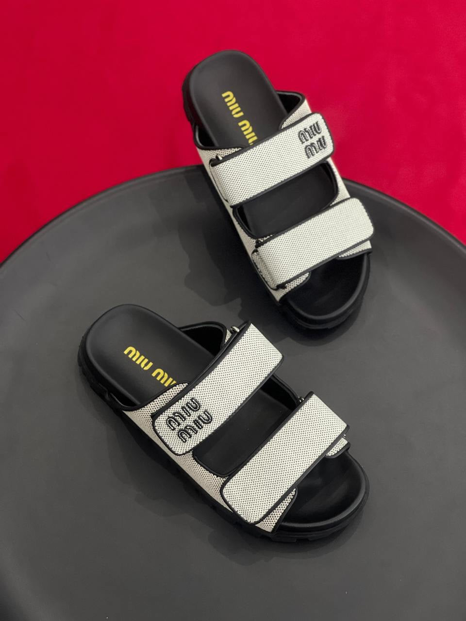 Miu Miu Slipper 2 colors