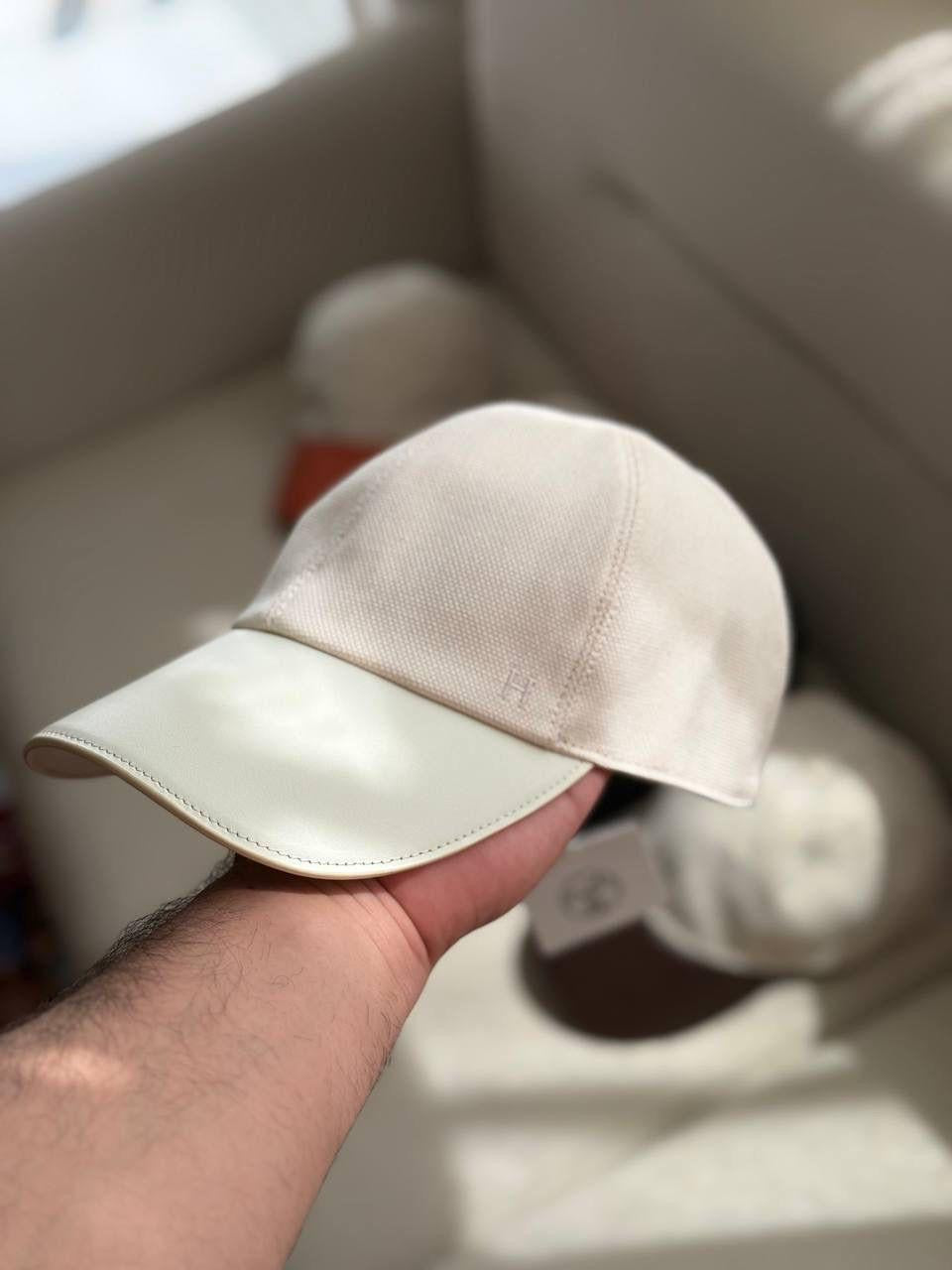 Hermes Cap