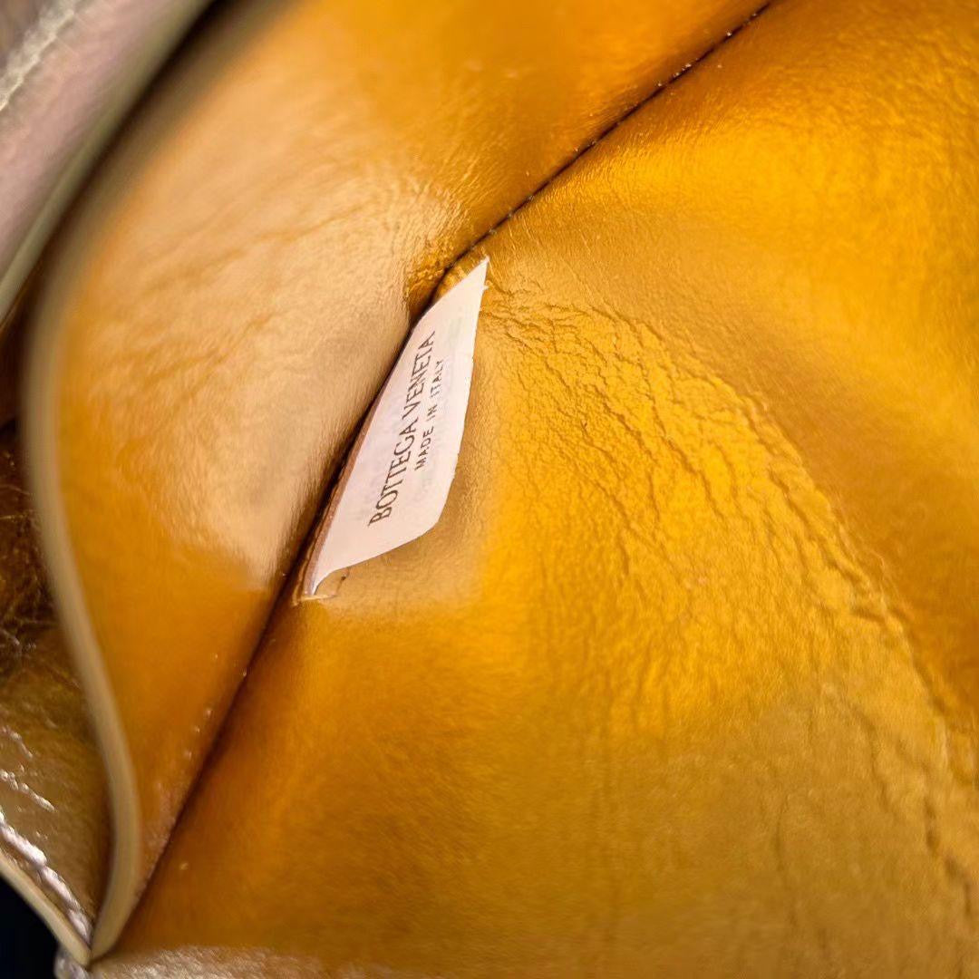Bottega Veneta Clutch (VIP Quality)