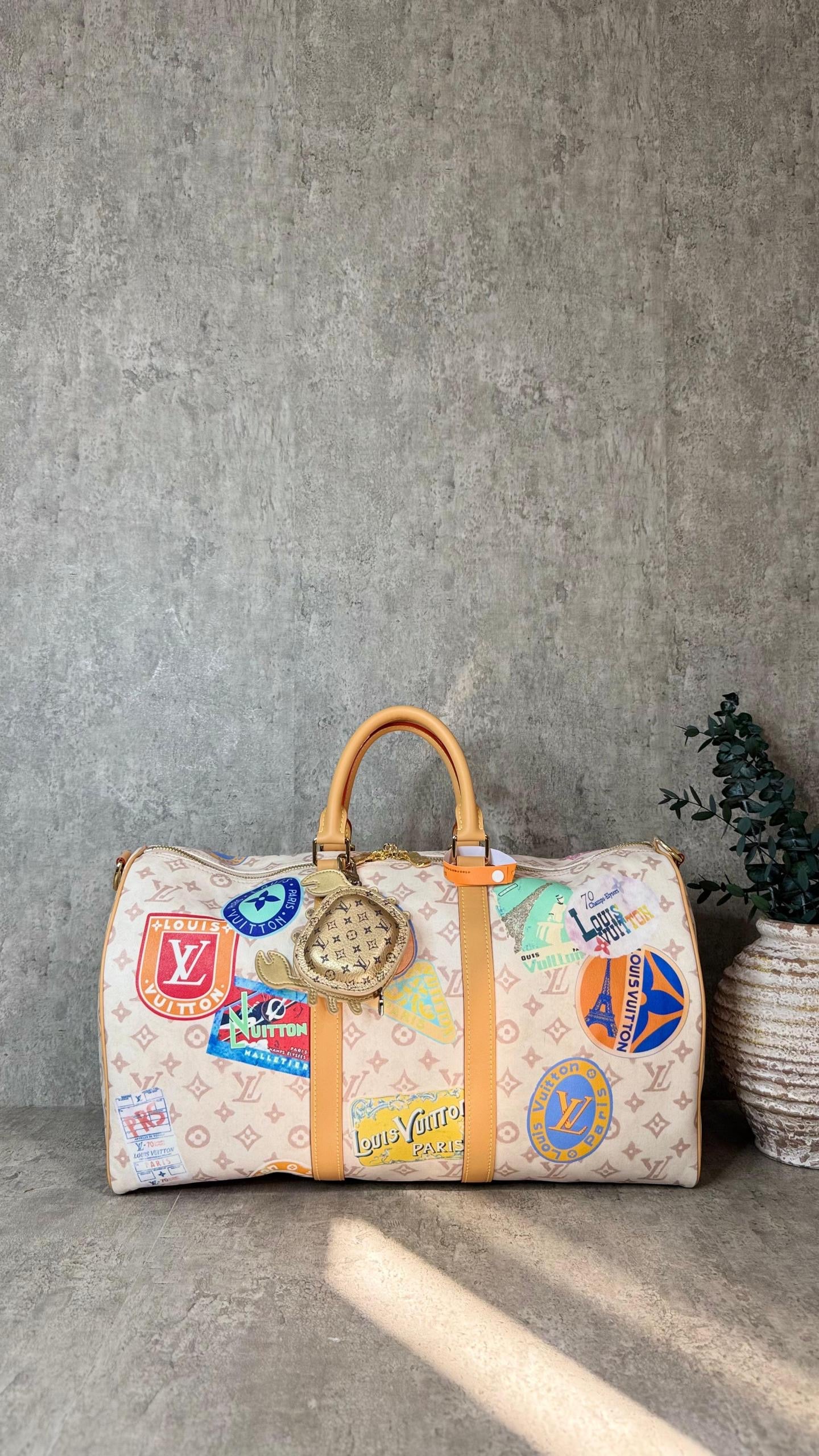 Louis Vuitton Duffle Bag ( VIP Quality )