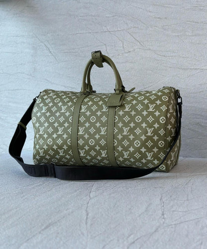 Louis Vuitton Duffle Bag (VIP Quality)