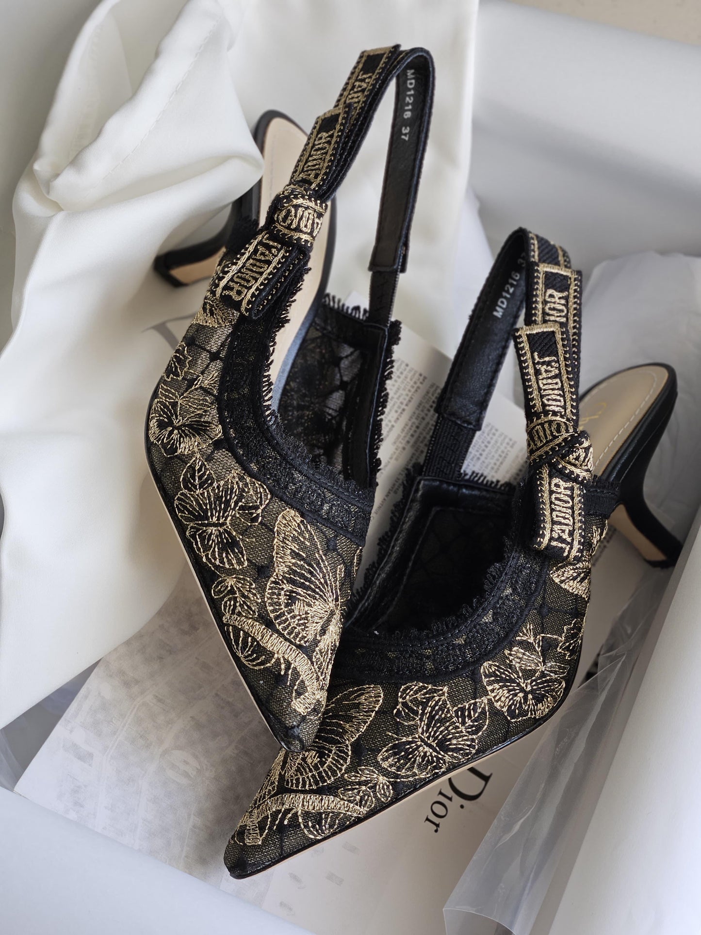 CHRISTIAN DIOR Heels