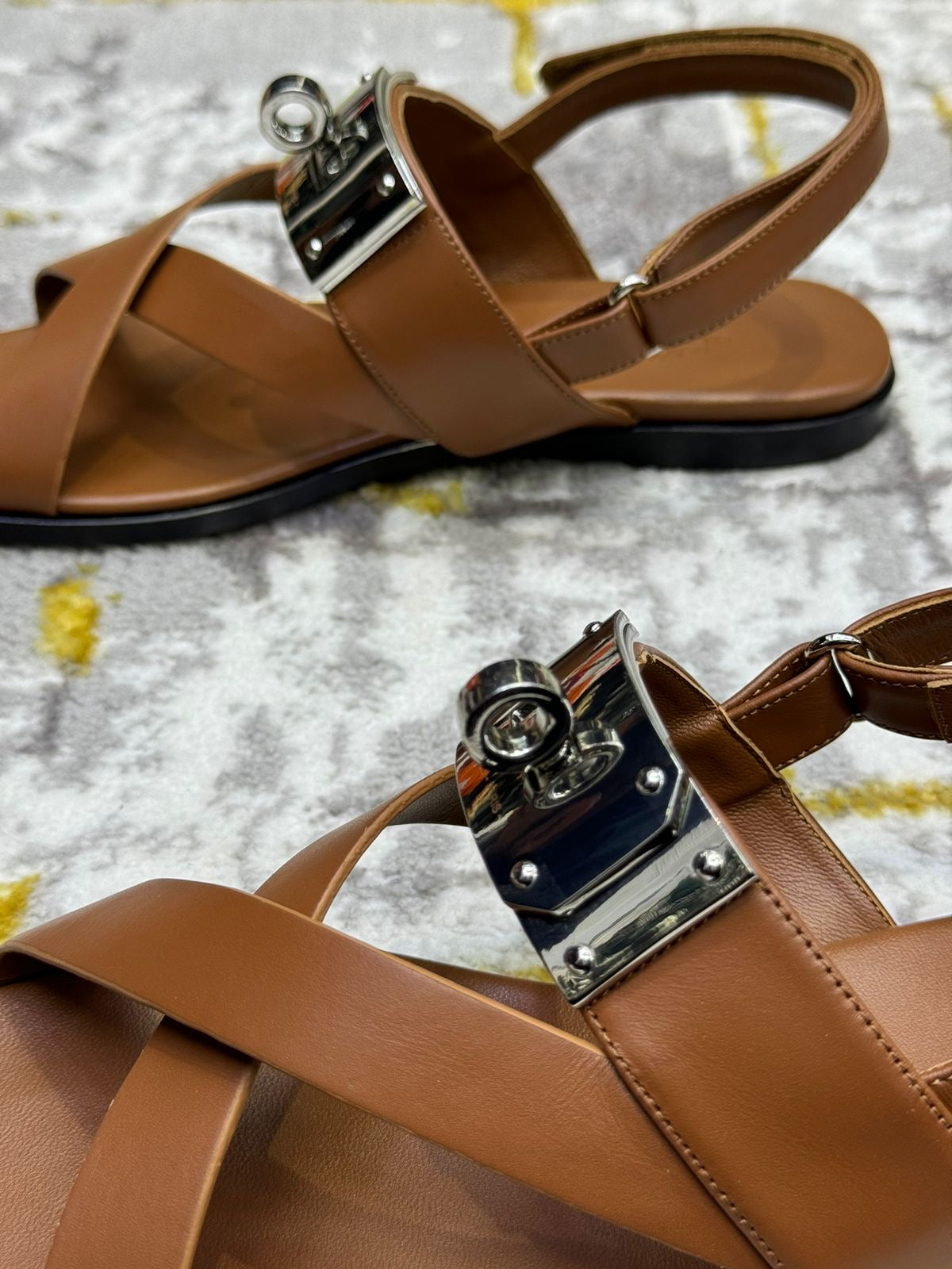 Hermes Slippers 2 colors
