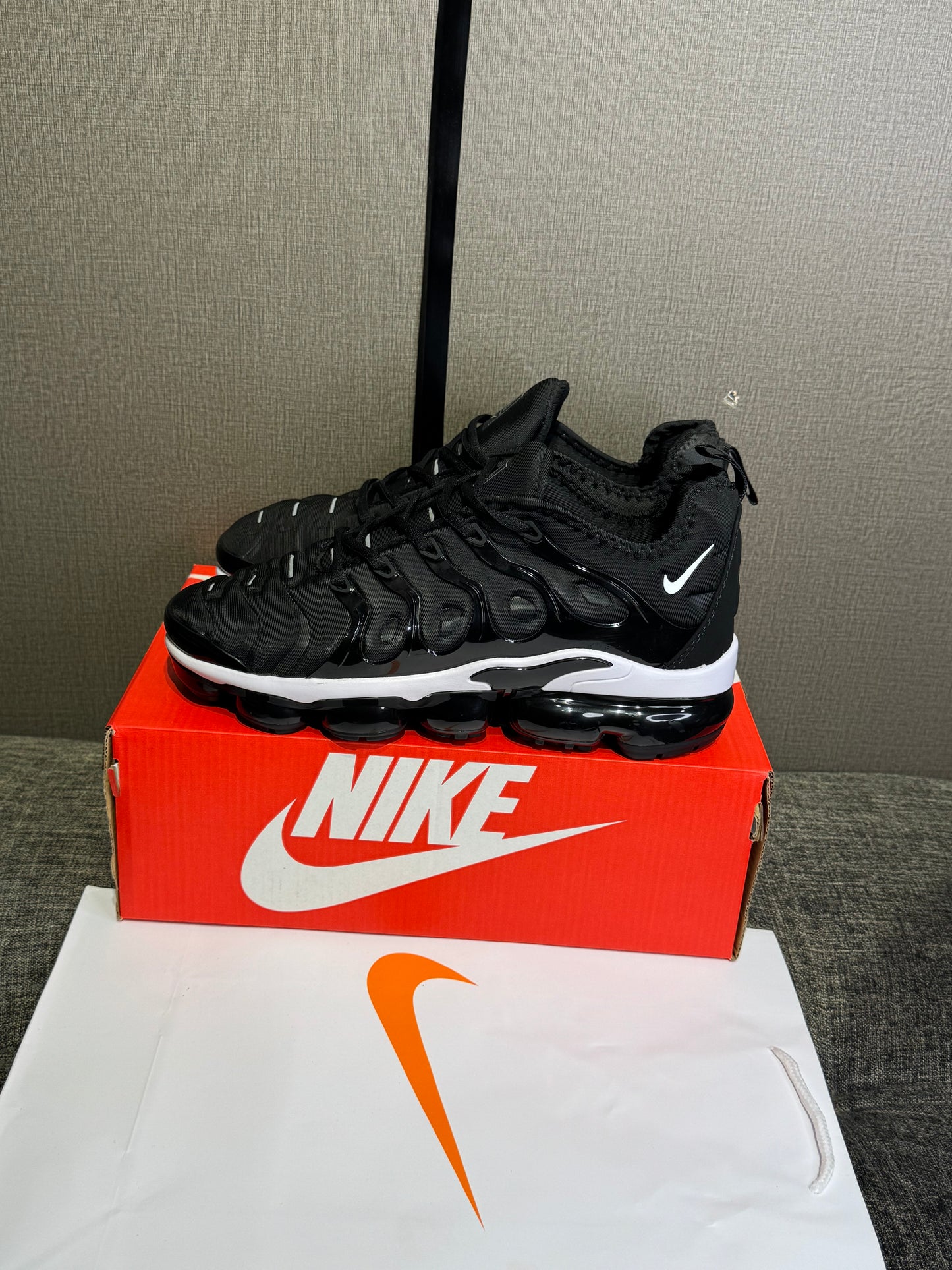Nike VaproMax Black/White
