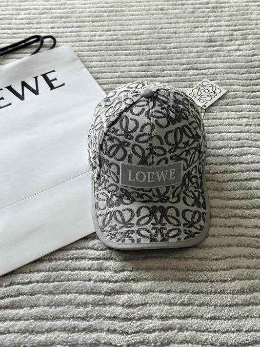 Loewe Caps