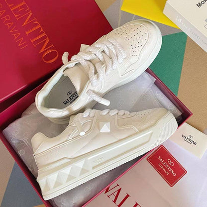 Valence Sneakers