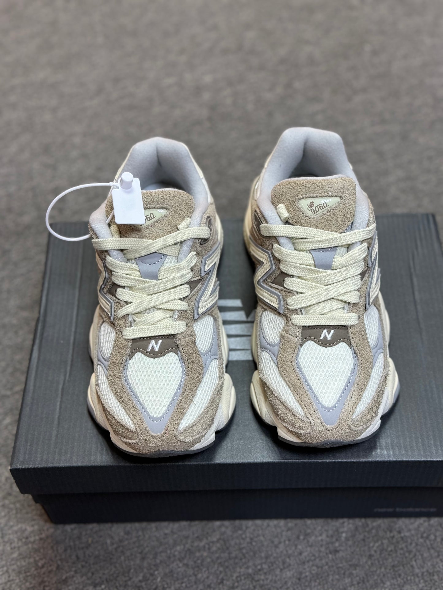 New Balance 9060 Low Driftwood