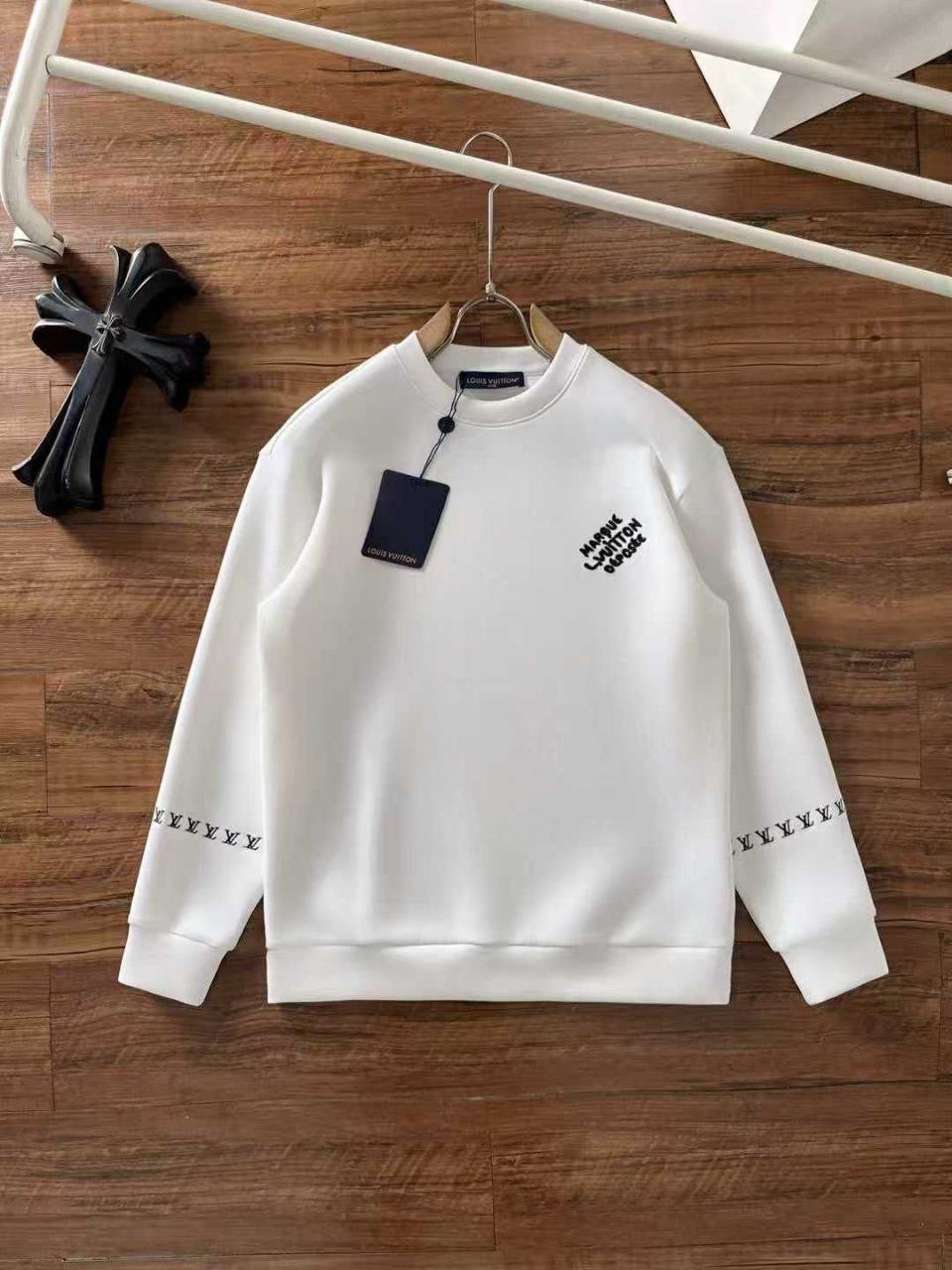Louis Vuitton Sweatshirt