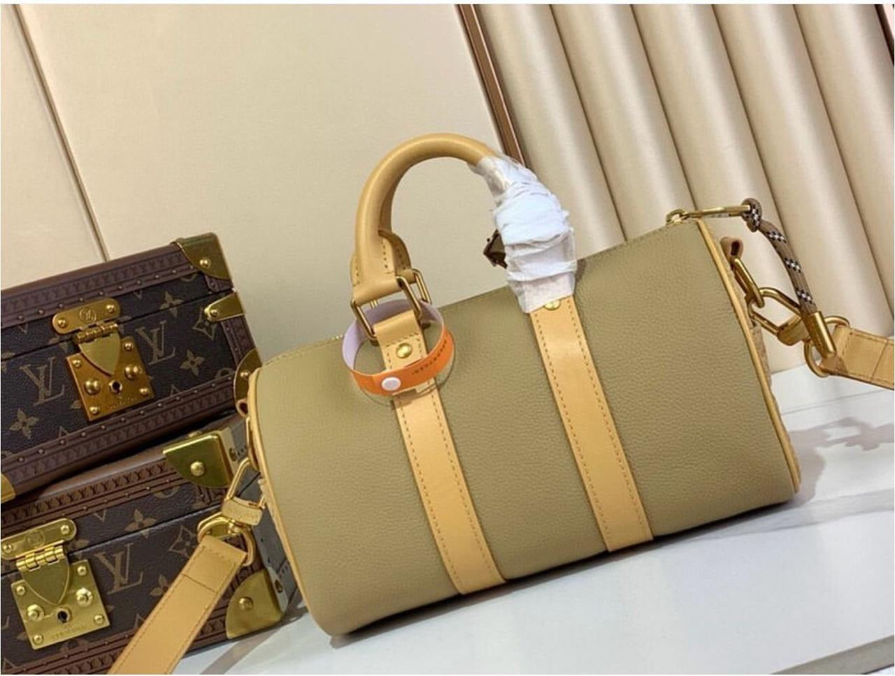 Louis Vuitton Sling Bag (VIP Quality)