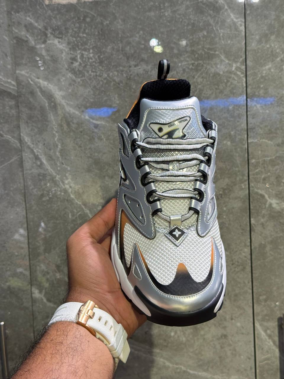 Louis Vuitton Sneakers