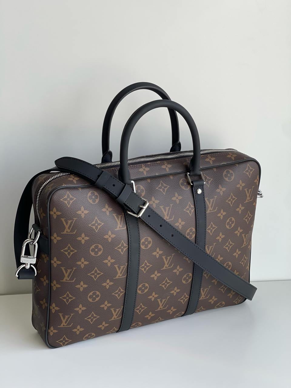Louis Vuitton Laptop Bag (VIP Quality) 4 colors