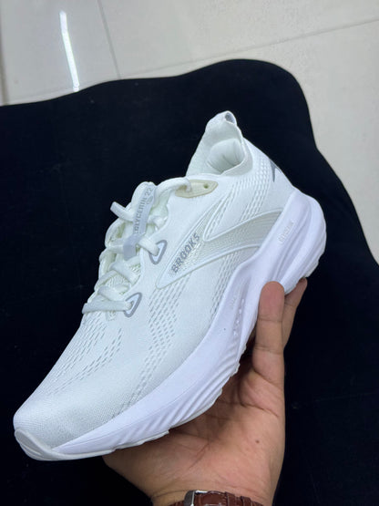 Brooks Sneakers