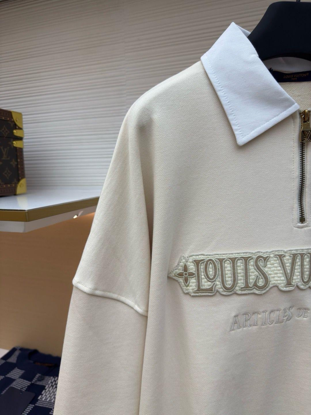 Louis Vuitton Sweatshirt