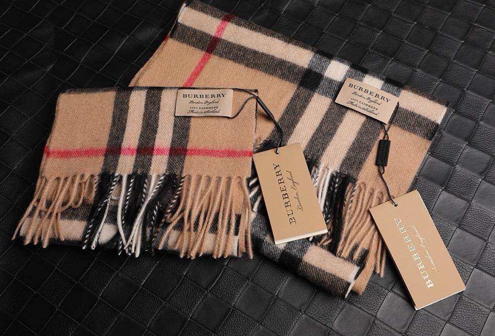 Burberry Unisex Scarf