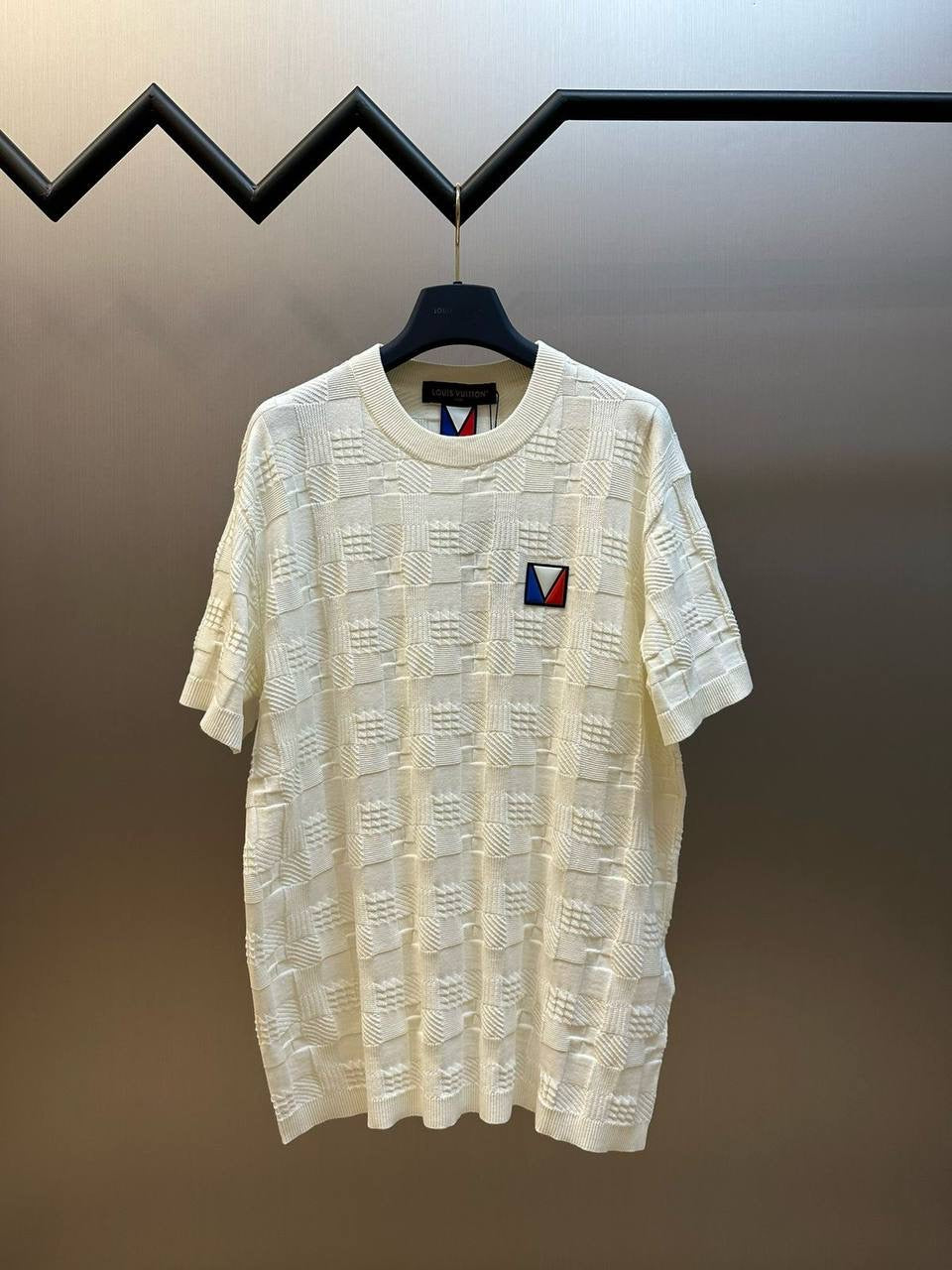 Louis Vuitton T-shirt (VIP Quality)