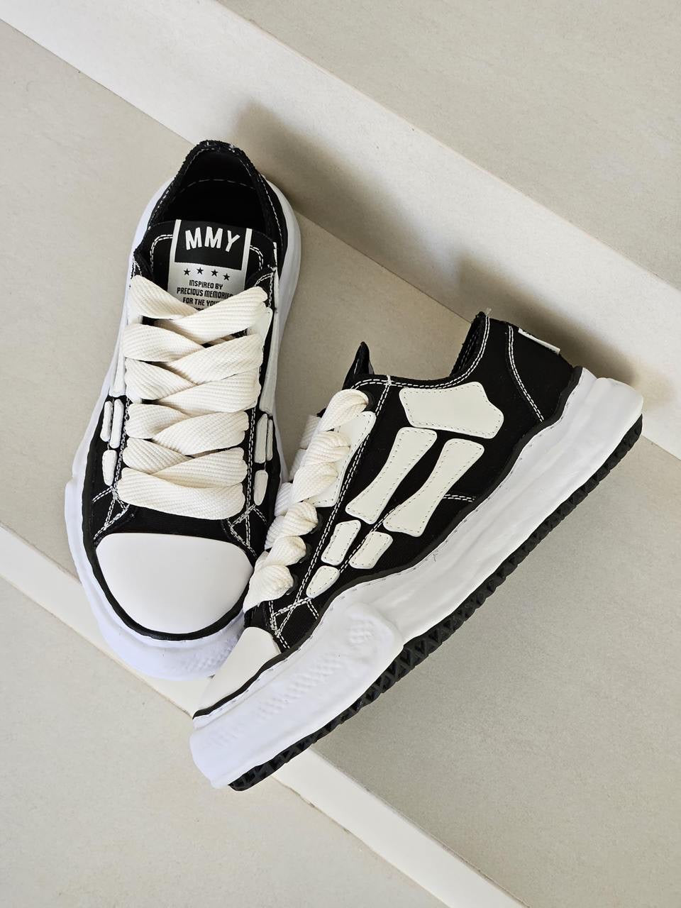 Amiri Sneakers