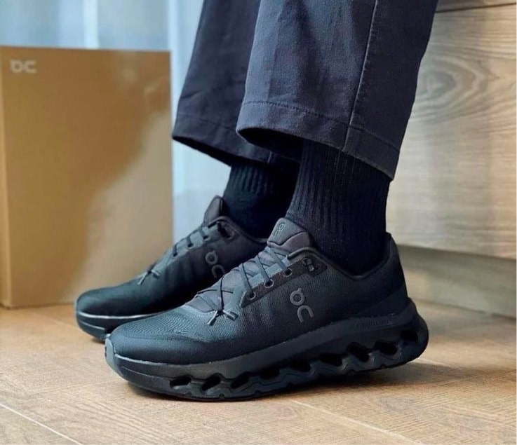 On Cloud Sneakers