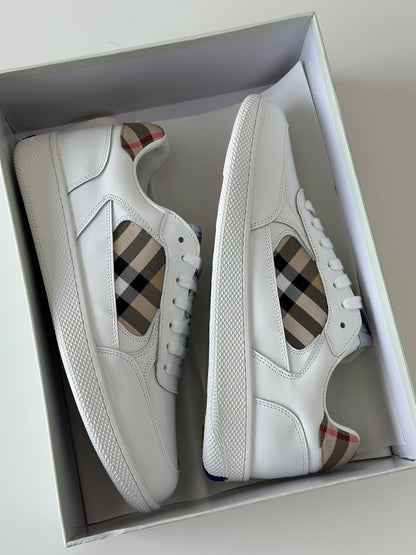 Burberry Sneakers 2 colors