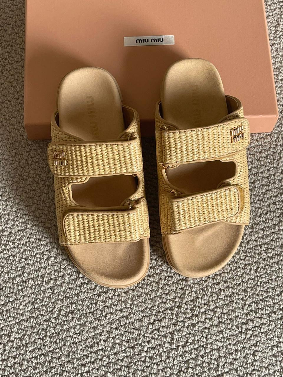 Louis Vuitton Slippers
