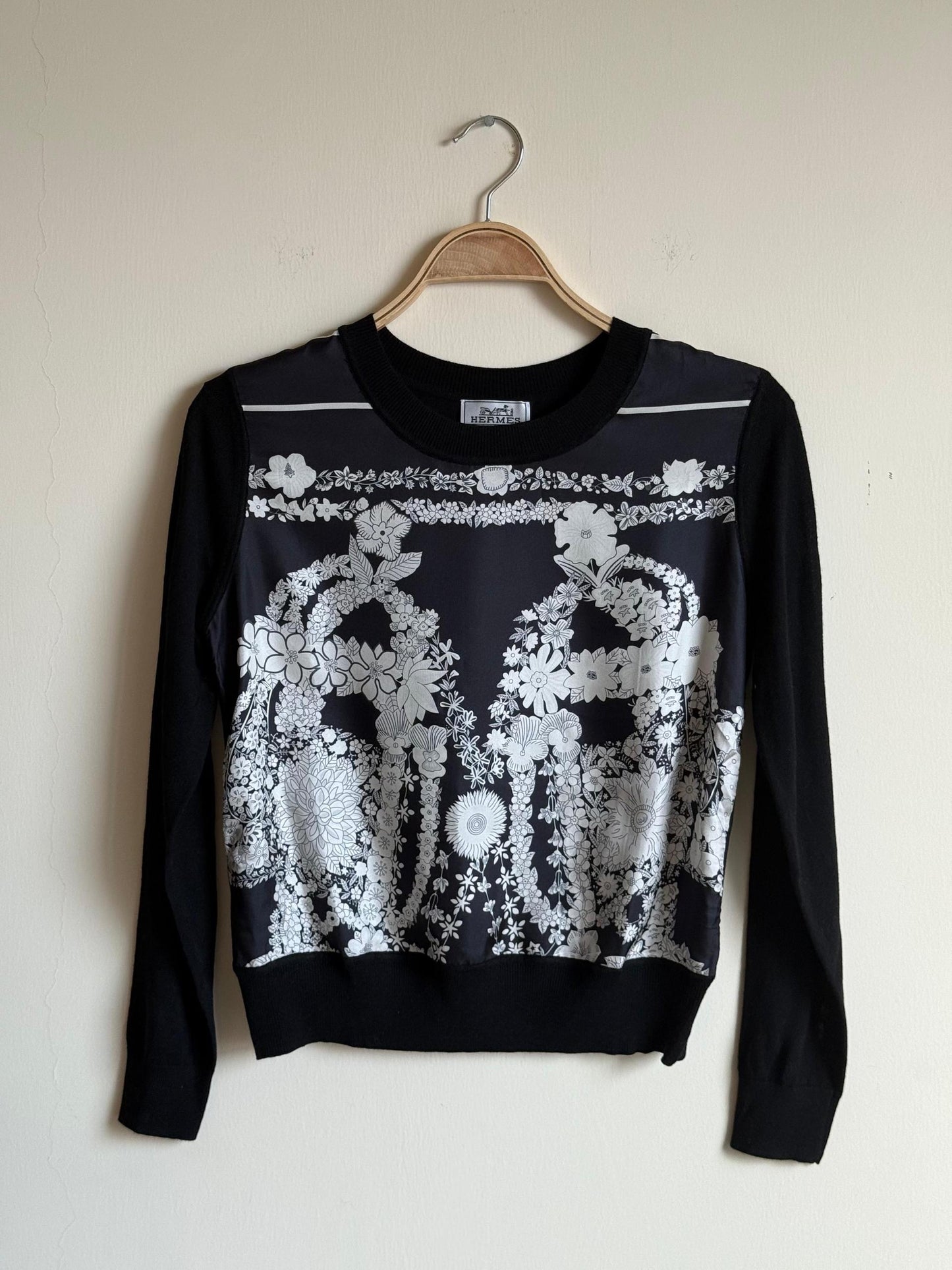 Hermes Sweater