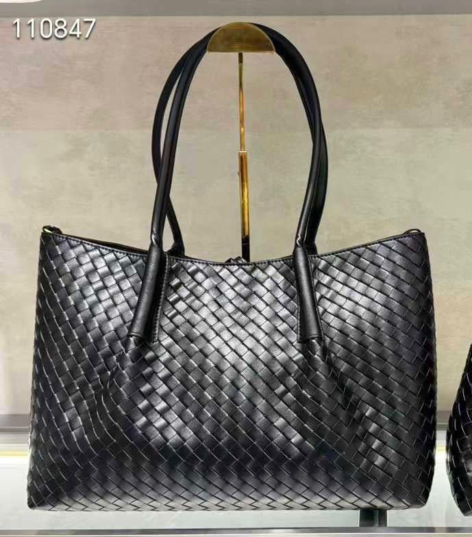 Bottega Tote Bag 4 colors