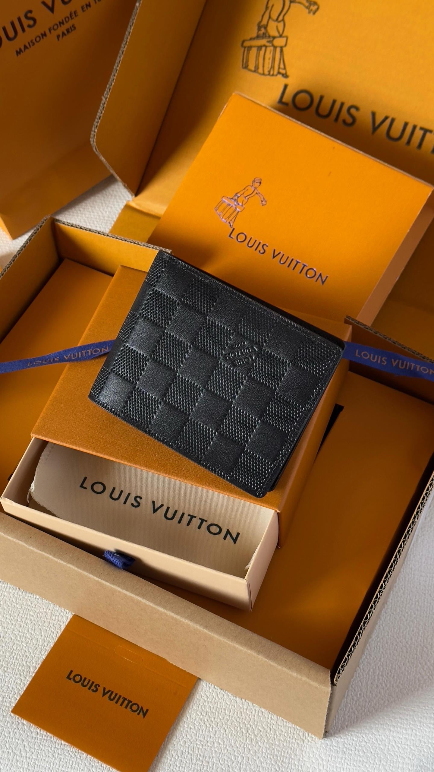 Louis Vuitton Wallet 8 colors (VIP Quality