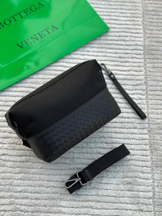 Bottega Pouch