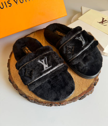 Louis Vuitton Slippers