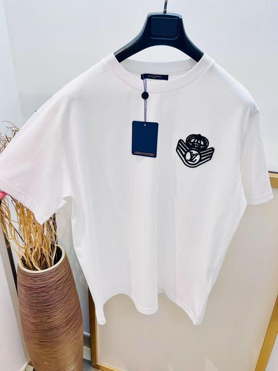 Louis Vuitton T-Shirt 2 colors