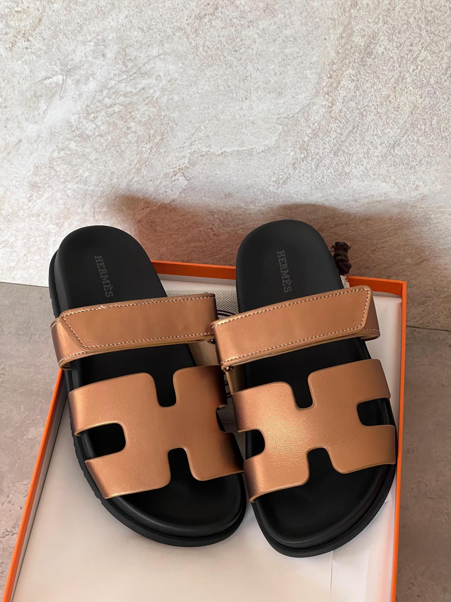 Hermes Slippers 2 colors