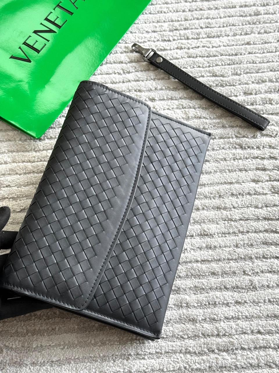 Bottega Clutch