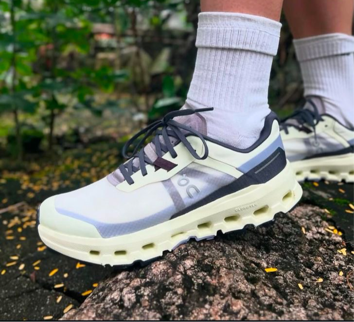 On Cloud Sneakers
