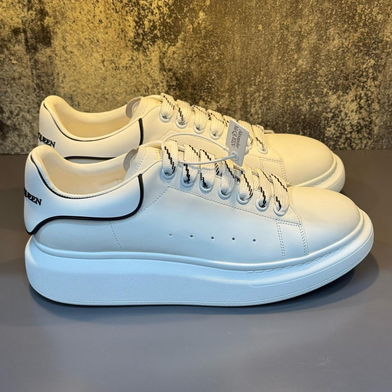 Alexander MCQueen Sneakers
