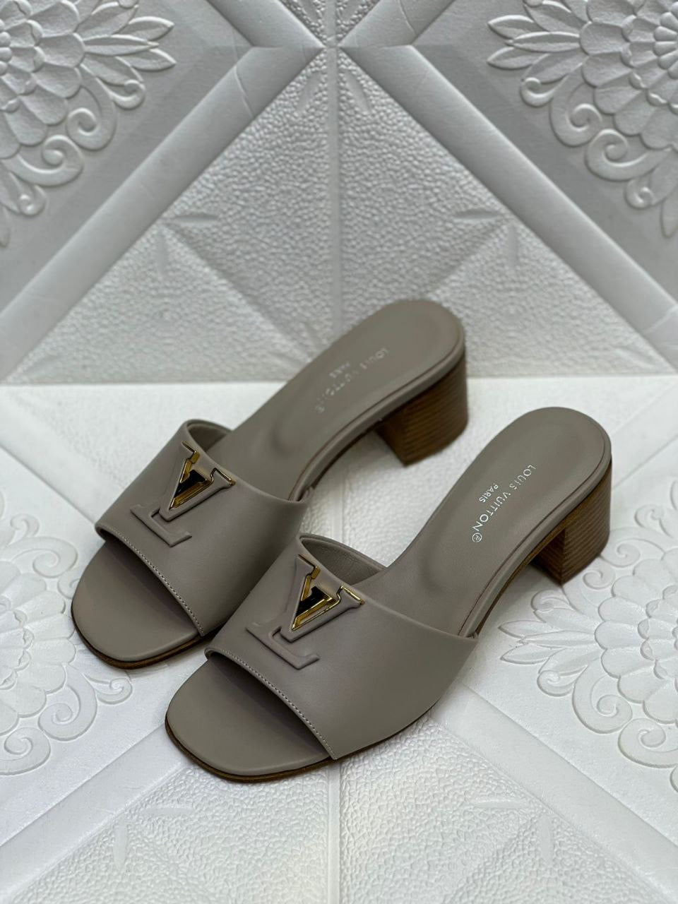 Louis Vuitton Heels & Slippers