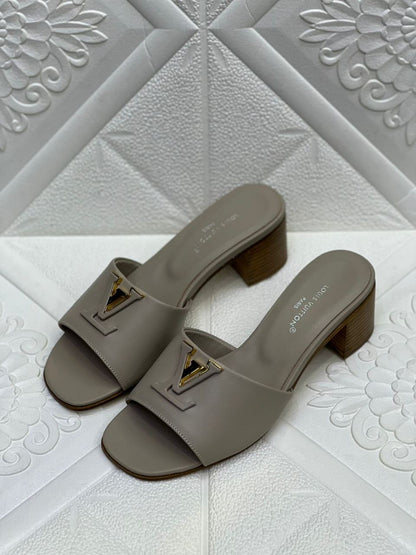 Louis Vuitton Heels & Slippers