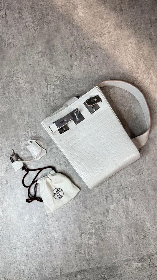 Hermes Backpack (VIP Quality)