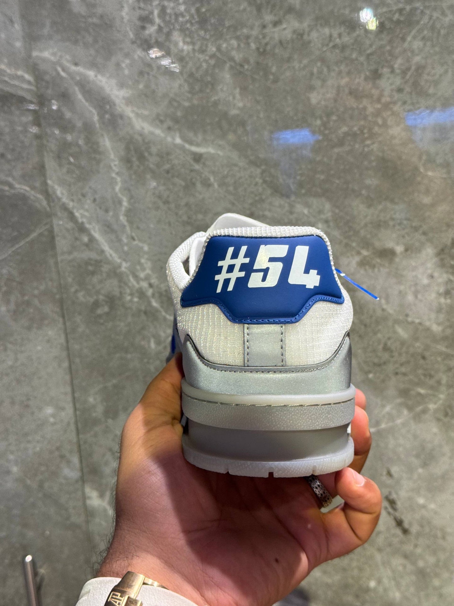 Louis Vuitton Sneakers