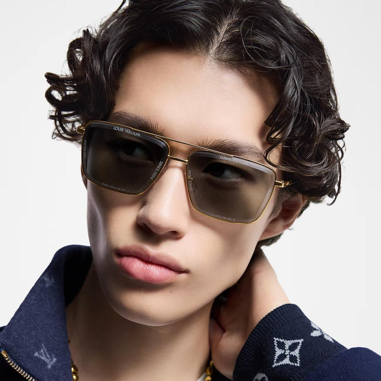 Louis Vuitton Sunglasses 2 colors