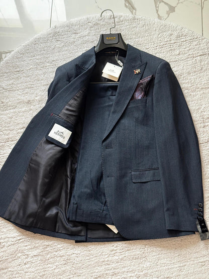 Hermes Suit