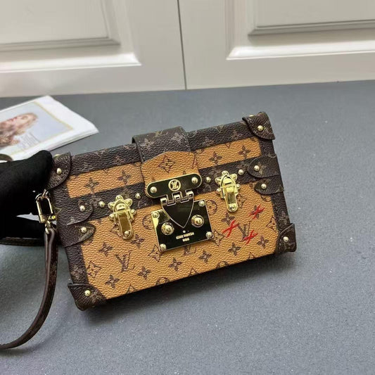 Louis Vuitton Sling